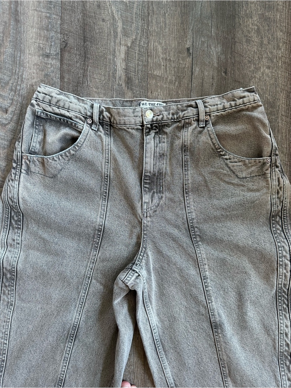 Free People Olsen Cuffed Barrel Size 33 NWT - Picture 3 of 13
